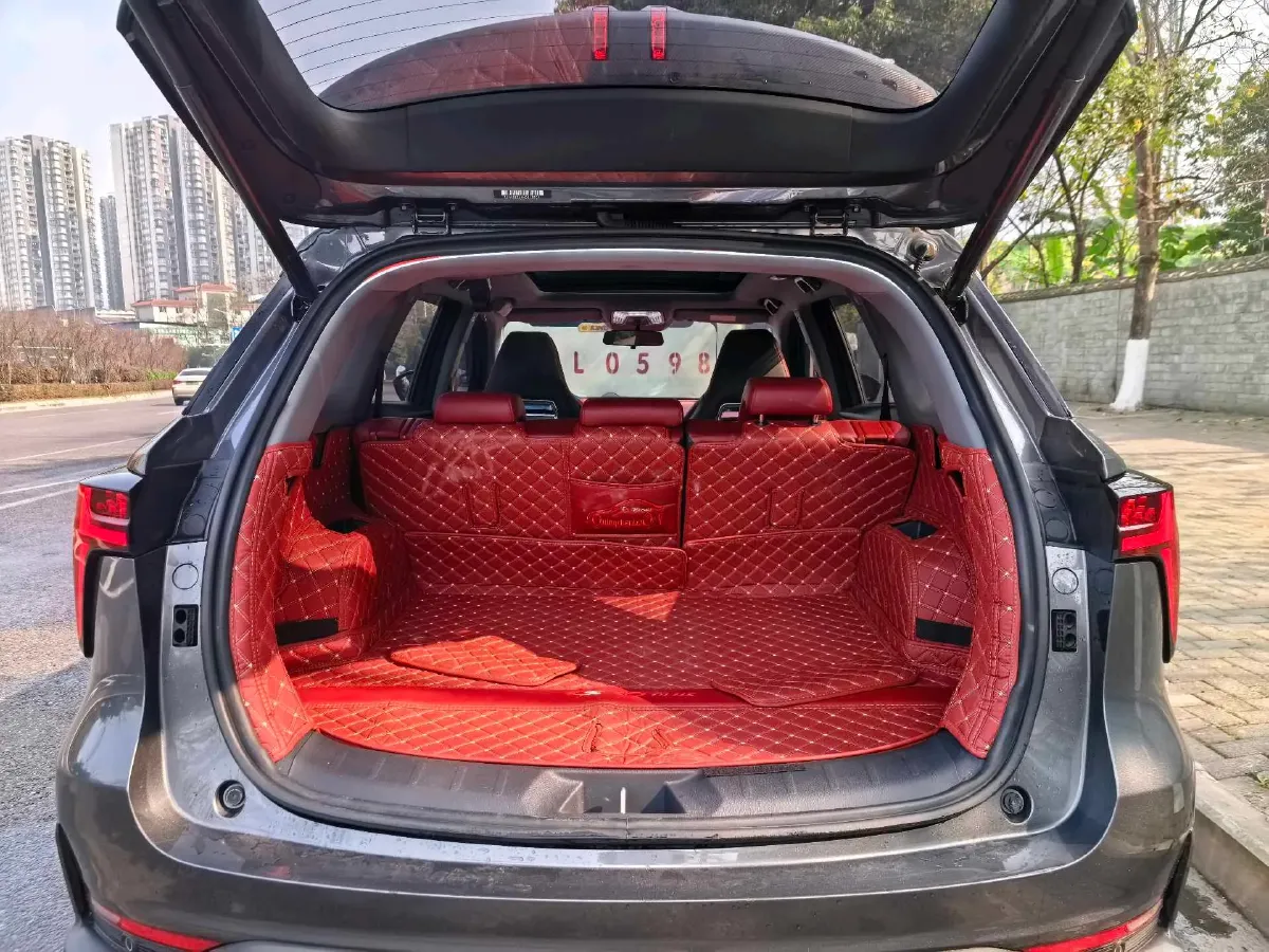 2022 ChangAn CS75 Plus 2.0T 233HP L4 8AT,autocango,china used car exporter,china ev exporter,chinese used car exporter,chinese used ev exporter