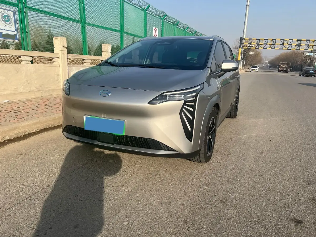 2025 Aion Y BEV 58.4KWH