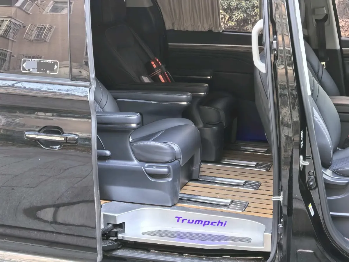 2023 GAC Trumpchi M8 2.0T 252HP L4 8AT,autocango,china used car exporter,china ev exporter,chinese used car exporter,chinese used ev exporter