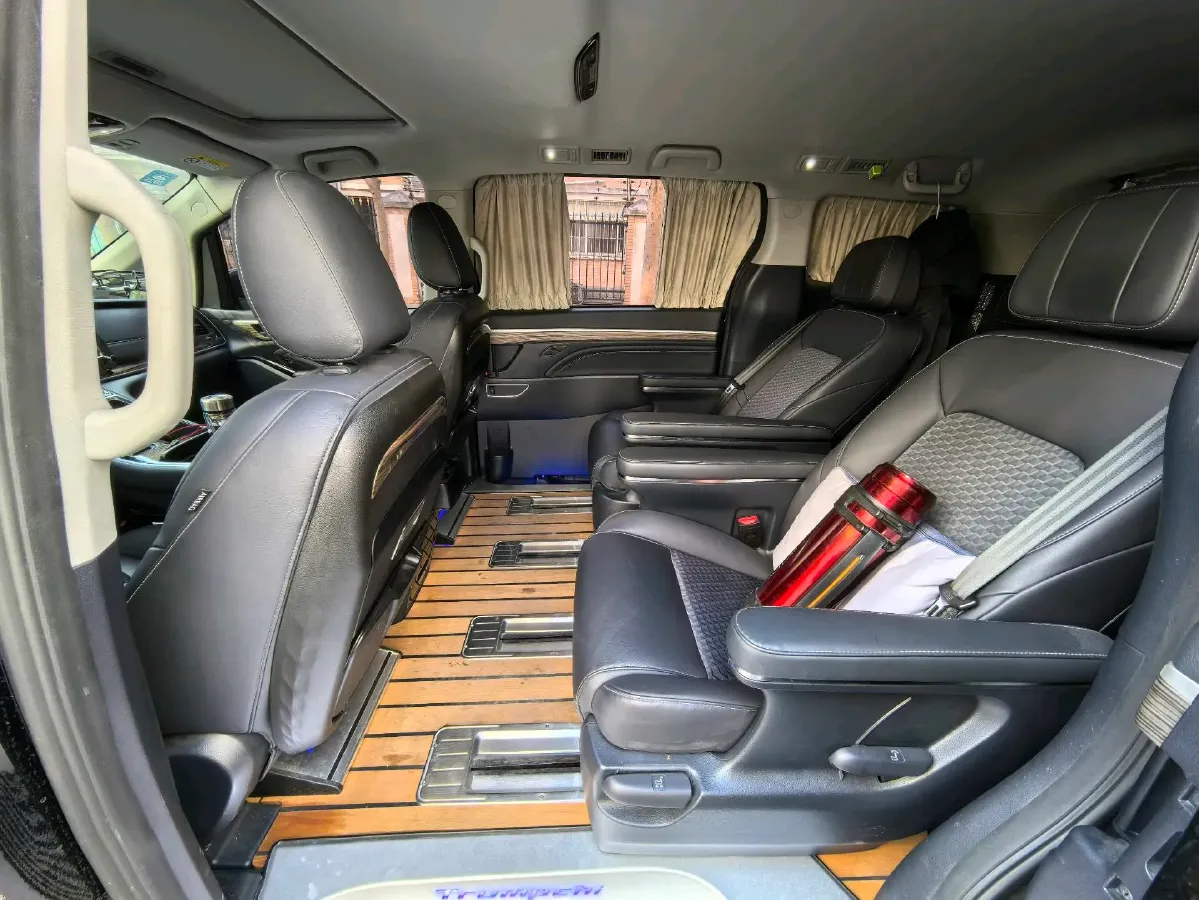 2023 GAC Trumpchi M8 2.0T 252HP L4 8AT,autocango,china used car exporter,china ev exporter,chinese used car exporter,chinese used ev exporter