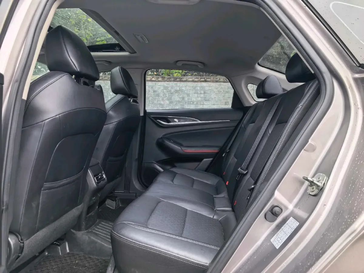 2020 ChangAn Eado 1.4T 158HP L4 7DCT,autocango,china used car exporter,china ev exporter,chinese used car exporter,chinese used ev exporter