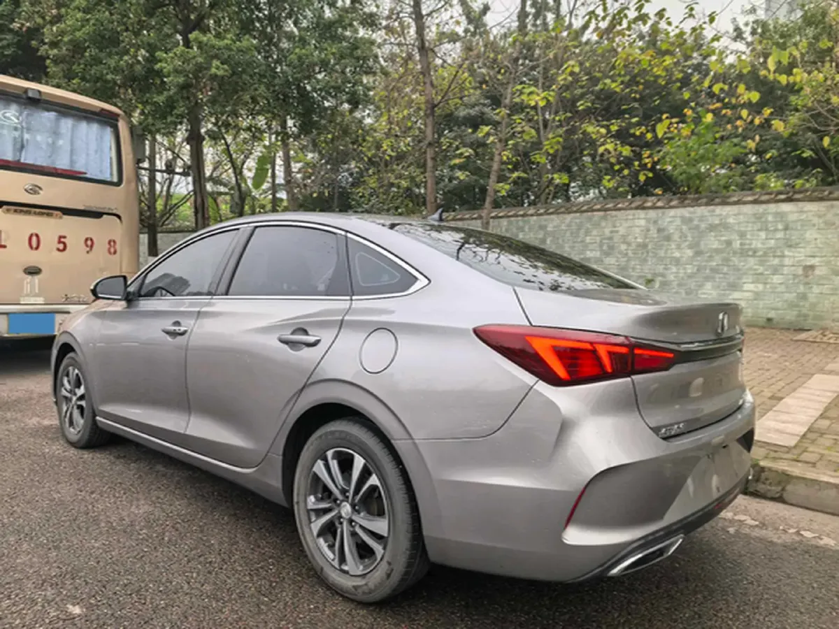 2020 ChangAn Eado 1.4T 158HP L4 7DCT,autocango,china used car exporter,china ev exporter,chinese used car exporter,chinese used ev exporter