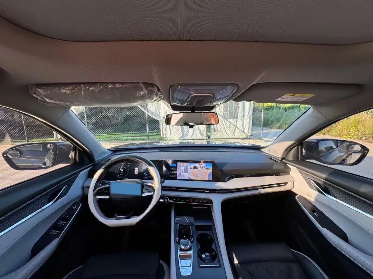 2023 ChangAn CS75 Plus 1.5T 188HP L4 8AT,autocango,china used car exporter,china ev exporter,chinese used car exporter,chinese used ev exporter