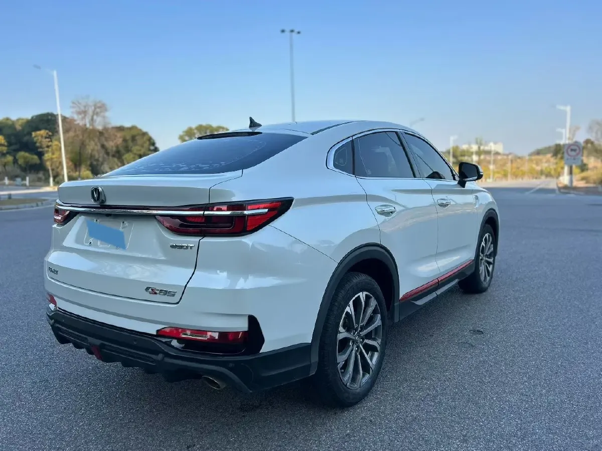 2021 ChangAn CS85 Coupe 1.5T 178HP L4 7DCT,autocango,china used car exporter,china ev exporter,chinese used car exporter,chinese used ev exporter