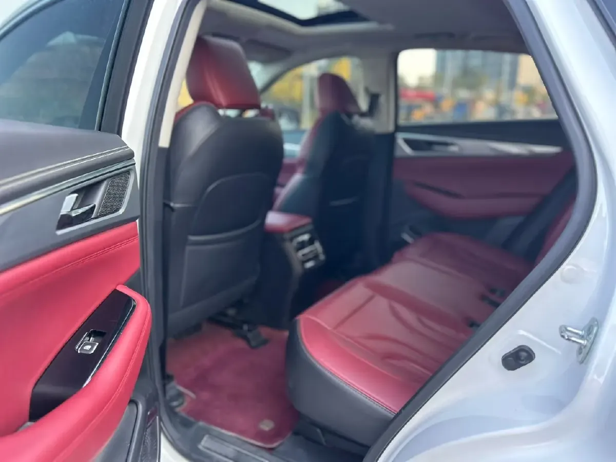 2021 ChangAn CS85 Coupe 1.5T 178HP L4 7DCT,autocango,china used car exporter,china ev exporter,chinese used car exporter,chinese used ev exporter