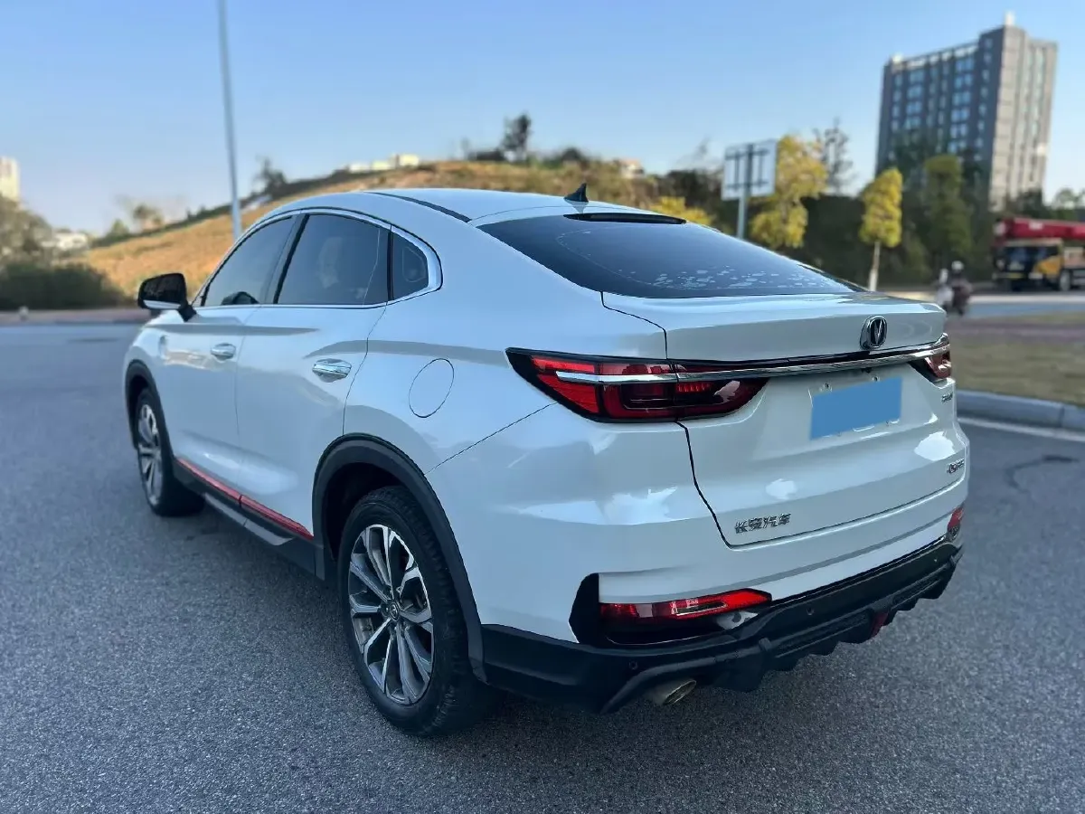 2021 ChangAn CS85 Coupe 1.5T 178HP L4 7DCT,autocango,china used car exporter,china ev exporter,chinese used car exporter,chinese used ev exporter