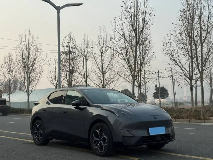 2025 Dongfeng Z9 2.0T 258HP L4 8AT,autocango,china used car exporter,china ev exporter,chinese used car exporter,chinese used ev exporter