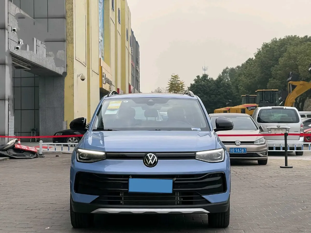 2025 Volkswagen Tharu 1.5T 160HP L4 7DCT,autocango,china used car exporter,china ev exporter,chinese used car exporter,chinese used ev exporter