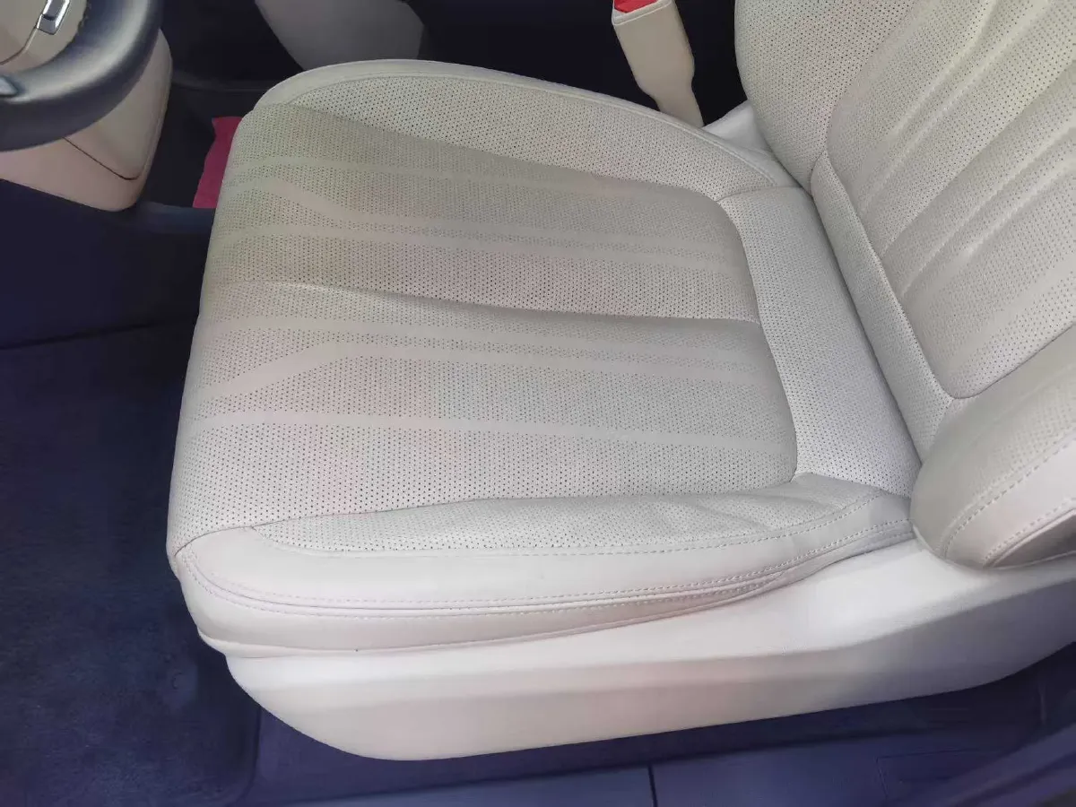 2023 Buick Century 2.0T 237HP L4 9AT,autocango,china used car exporter,china ev exporter,chinese used car exporter,chinese used ev exporter