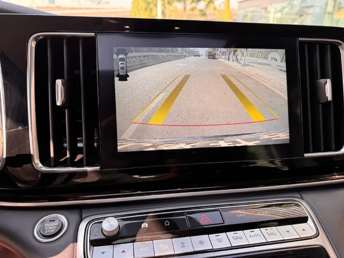 2021 GAC Trumpchi M8 2.0T 252HP L4 8AT,autocango,china used car exporter,china ev exporter,chinese used car exporter,chinese used ev exporter