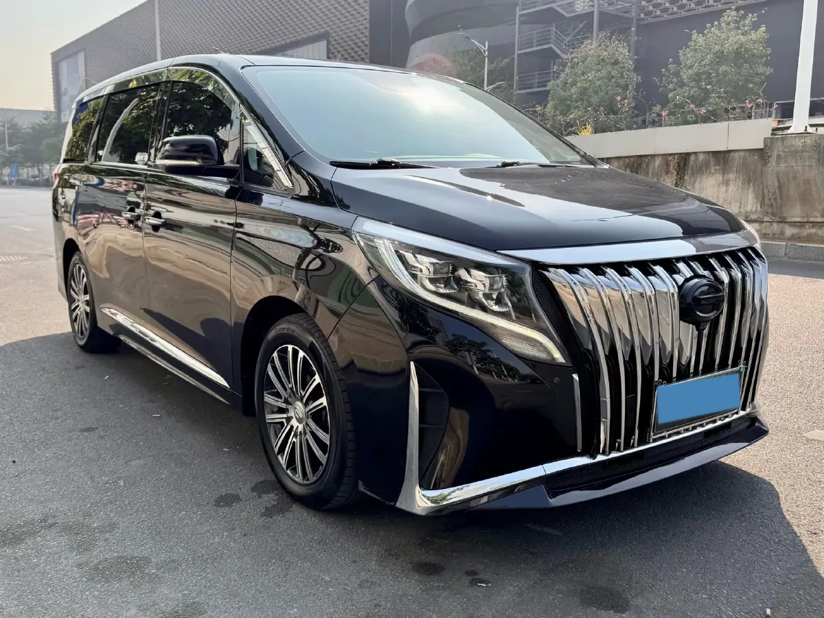 2021 GAC Trumpchi M8 2.0T 252HP L4 8AT,autocango,china used car exporter,china ev exporter,chinese used car exporter,chinese used ev exporter