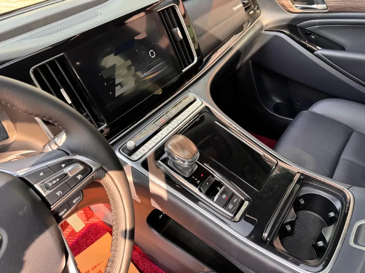 2021 GAC Trumpchi M8 2.0T 252HP L4 8AT,autocango,china used car exporter,china ev exporter,chinese used car exporter,chinese used ev exporter