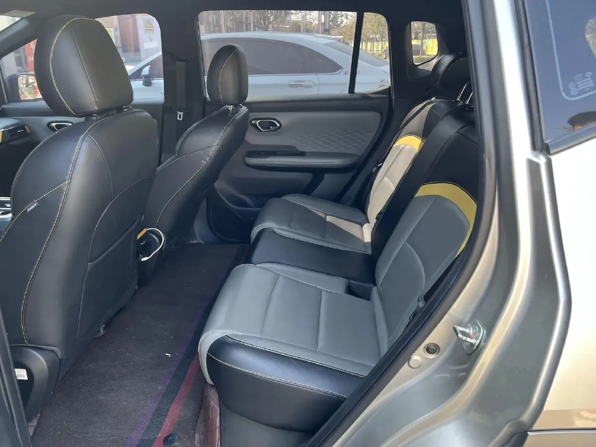 2022 Geely Okavango 1.8T 184HP L4 7DCT,autocango,china used car exporter,china ev exporter,chinese used car exporter,chinese used ev exporter