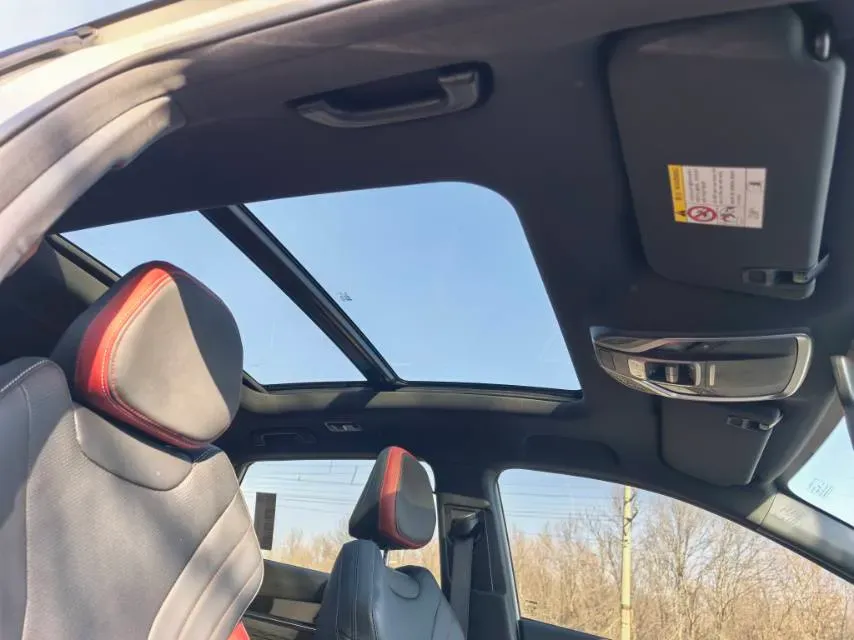 2023 Geely Coolray 1.5T 181HP L4 7DCT,autocango,china used car exporter,china ev exporter,chinese used car exporter,chinese used ev exporter