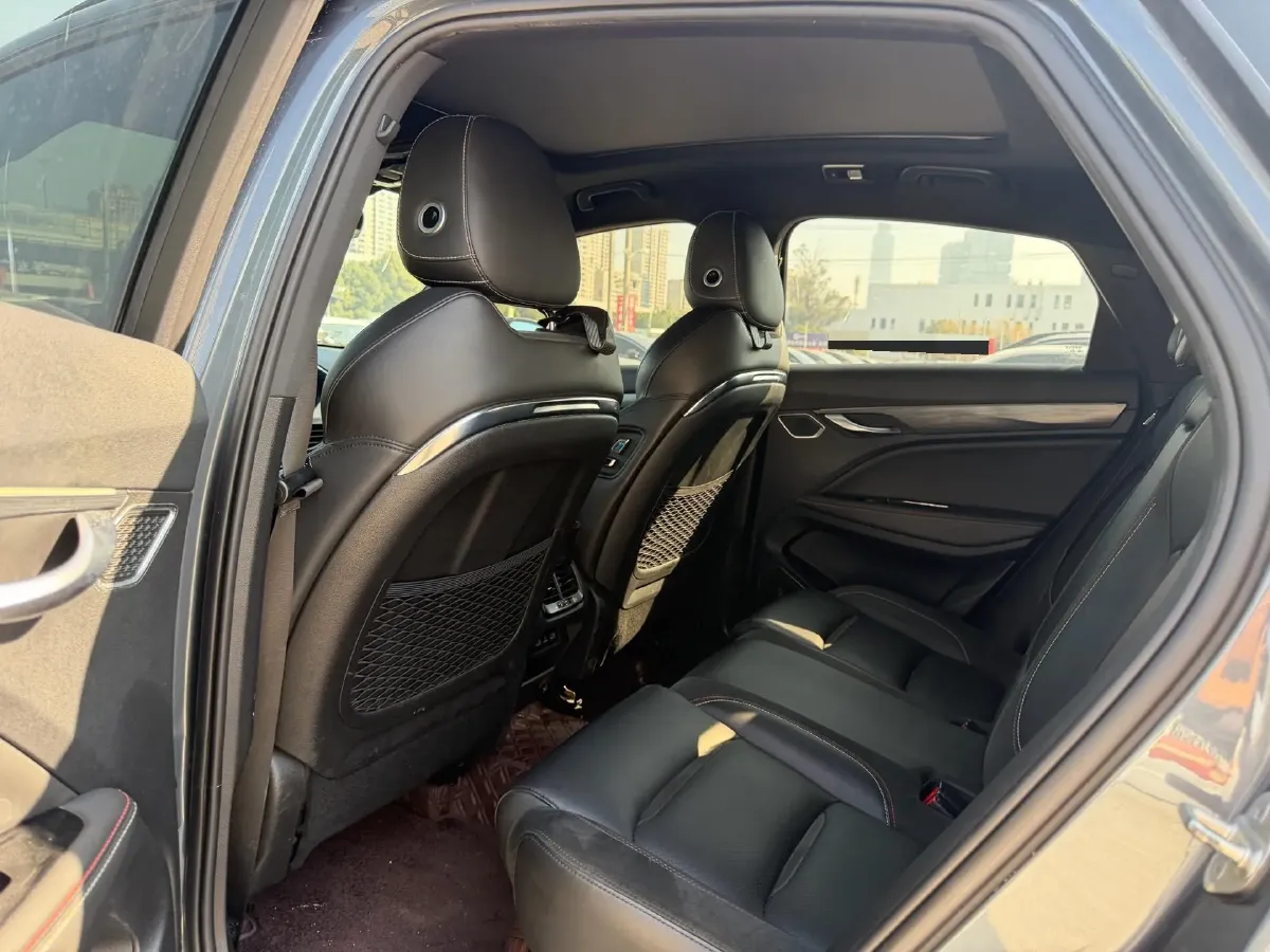 2019 Geely Tugella 2.0T 238HP L4 8AT,autocango,china used car exporter,china ev exporter,chinese used car exporter,chinese used ev exporter
