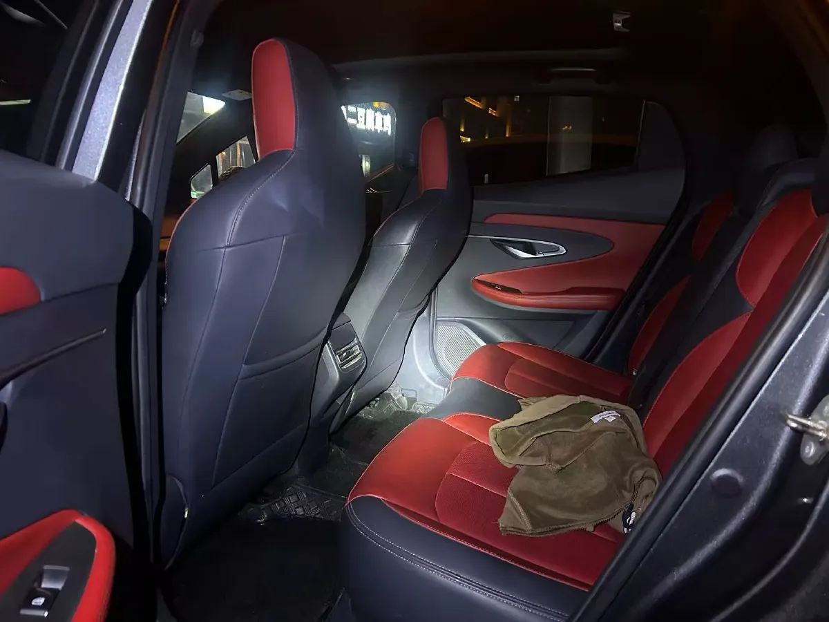 2020 ChangAn UNI-T 1.5T 180HP L4 7DCT,autocango,china used car exporter,china ev exporter,chinese used car exporter,chinese used ev exporter