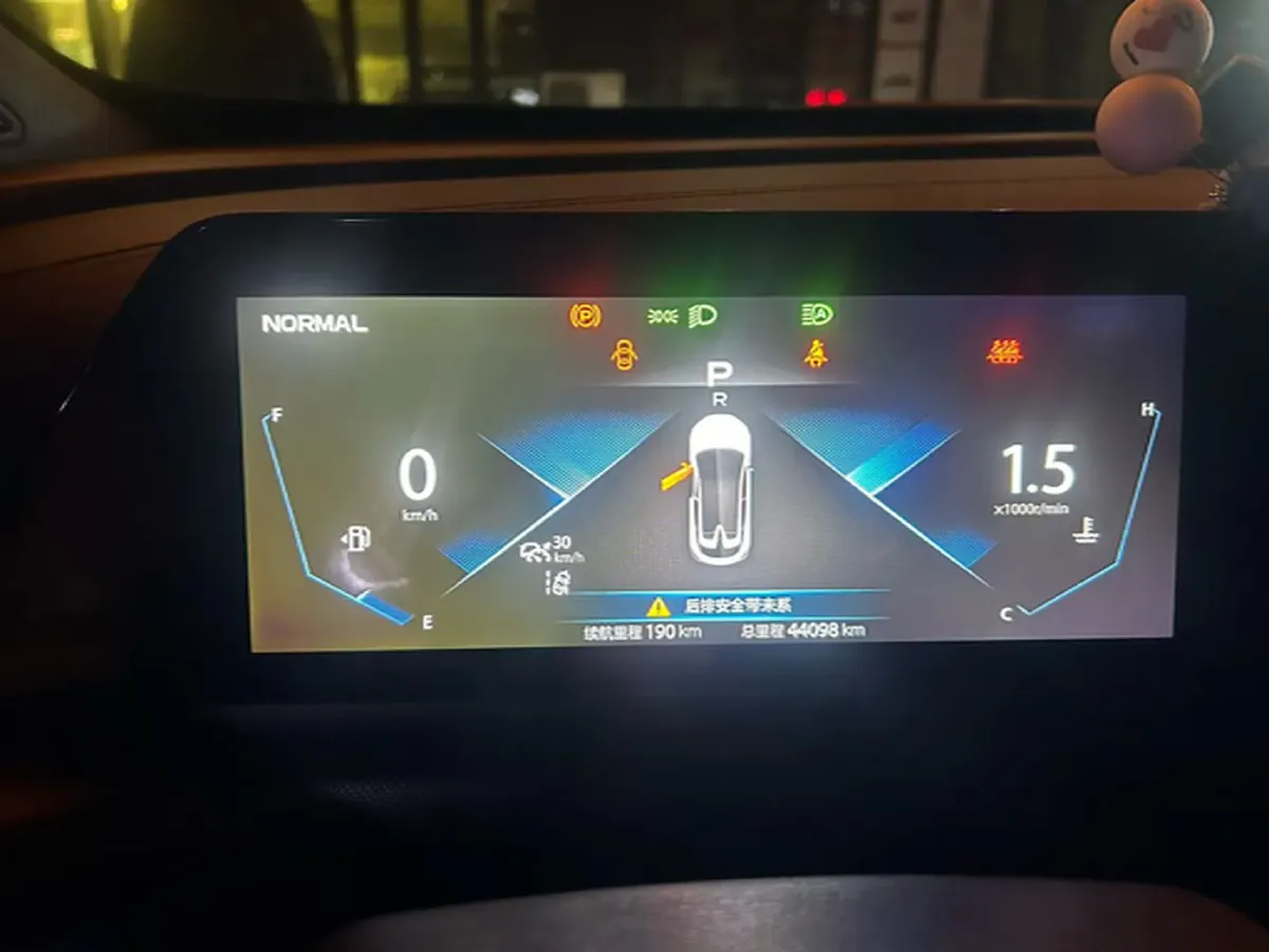 2020 ChangAn UNI-T 1.5T 180HP L4 7DCT,autocango,china used car exporter,china ev exporter,chinese used car exporter,chinese used ev exporter