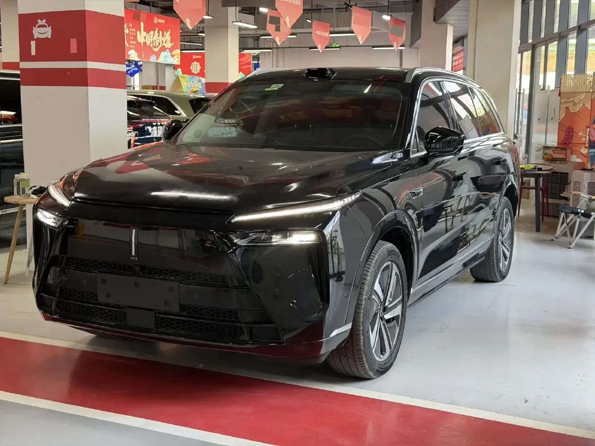 2025 WEY BlueMountain 1.5T 170HP L4 4DHT PHEV 44.5KWH