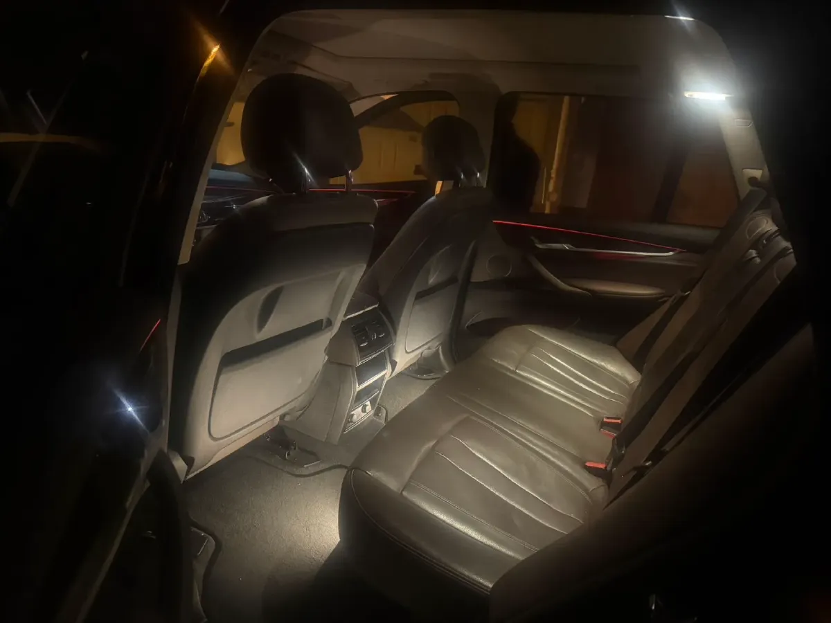 2024 ChangAn UNI-V 2.0T 233HP L4 8AT,autocango,china used car exporter,china ev exporter,chinese used car exporter,chinese used ev exporter