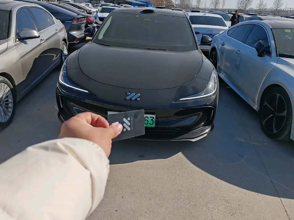 2024 IM L6 BEV 75KWH,autocango,china used car exporter,china ev exporter,chinese used car exporter,chinese used ev exporter