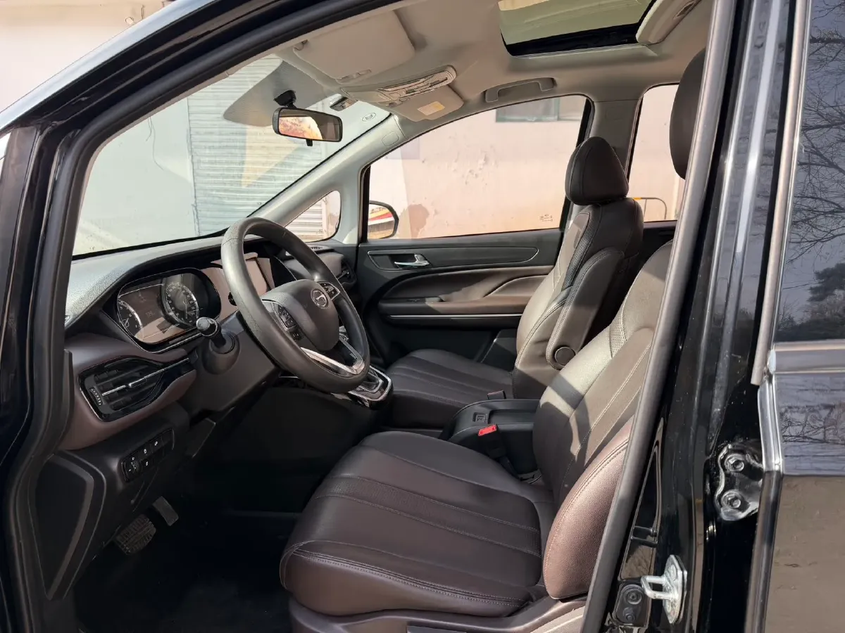 2021 GAC Trumpchi M6 1.5T 169HP L4 7DCT,autocango,china used car exporter,china ev exporter,chinese used car exporter,chinese used ev exporter