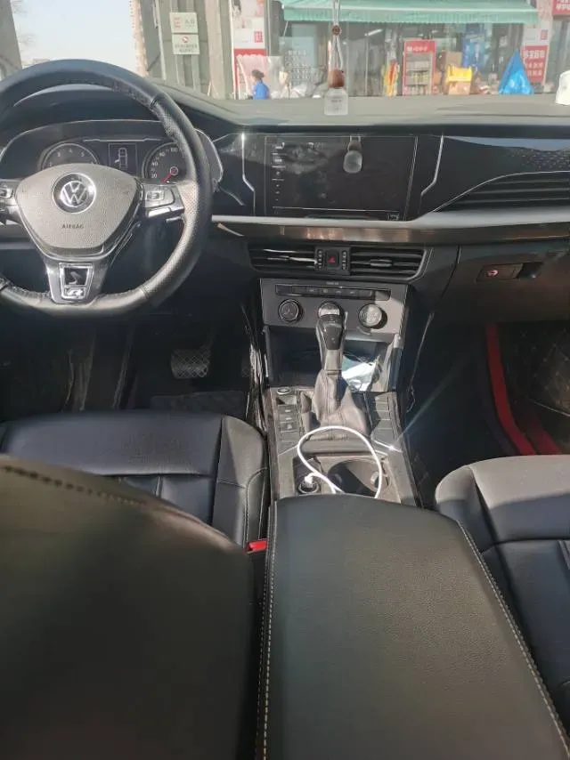 2020 Volkswagen Passat 1.4T 150HP L4 7DCT,autocango,china used car exporter,china ev exporter,chinese used car exporter,chinese used ev exporter