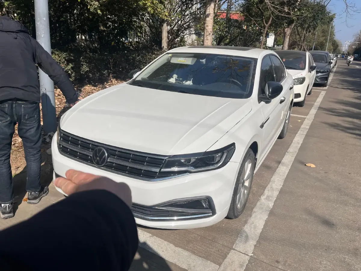 2020 Volkswagen Bora 1.5L 113HP L4 6AT