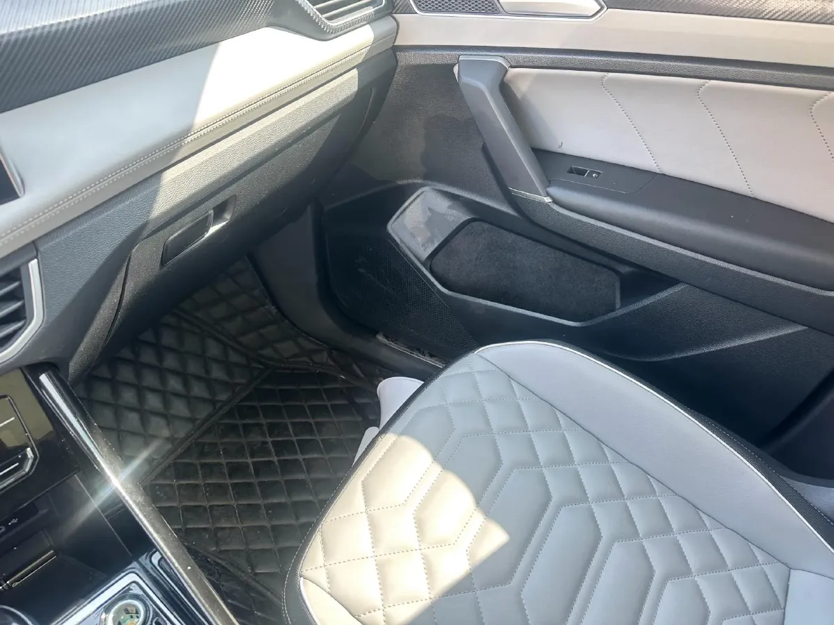 2023 Volkswagen Tayron 2.0T 186HP L4 7DCT,autocango,china used car exporter,china ev exporter,chinese used car exporter,chinese used ev exporter