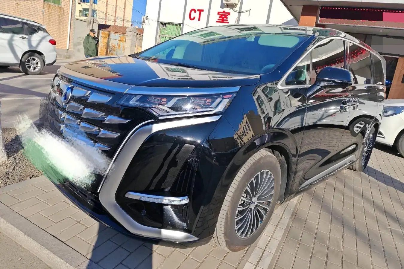 2024 Denza D9 1.5T 139HP L4 E-CVT PHEV 40KWH