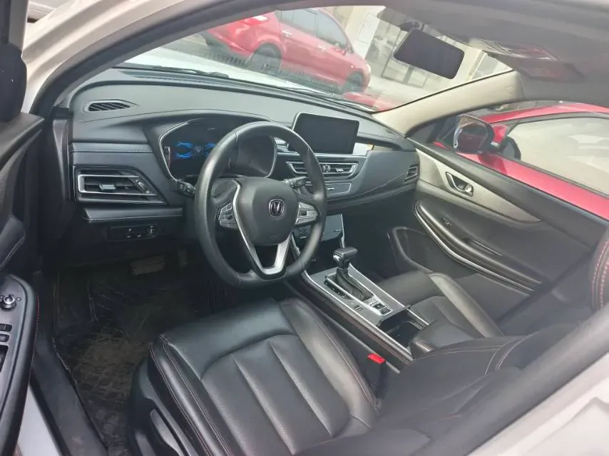 2022 ChangAn CS75 1.5T 180HP L4 7DCT,autocango,china used car exporter,china ev exporter,chinese used car exporter,chinese used ev exporter