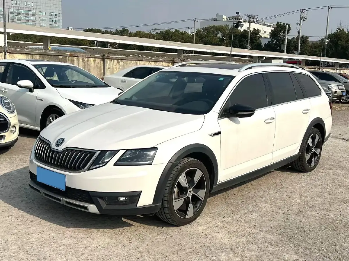 2019 Skoda Octavia 1.4T 150HP L4 7DCT