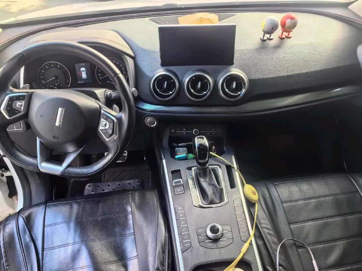 2017 WEY VV5 2.0T 197HP L4 7DCT,autocango,china used car exporter,china ev exporter,chinese used car exporter,chinese used ev exporter