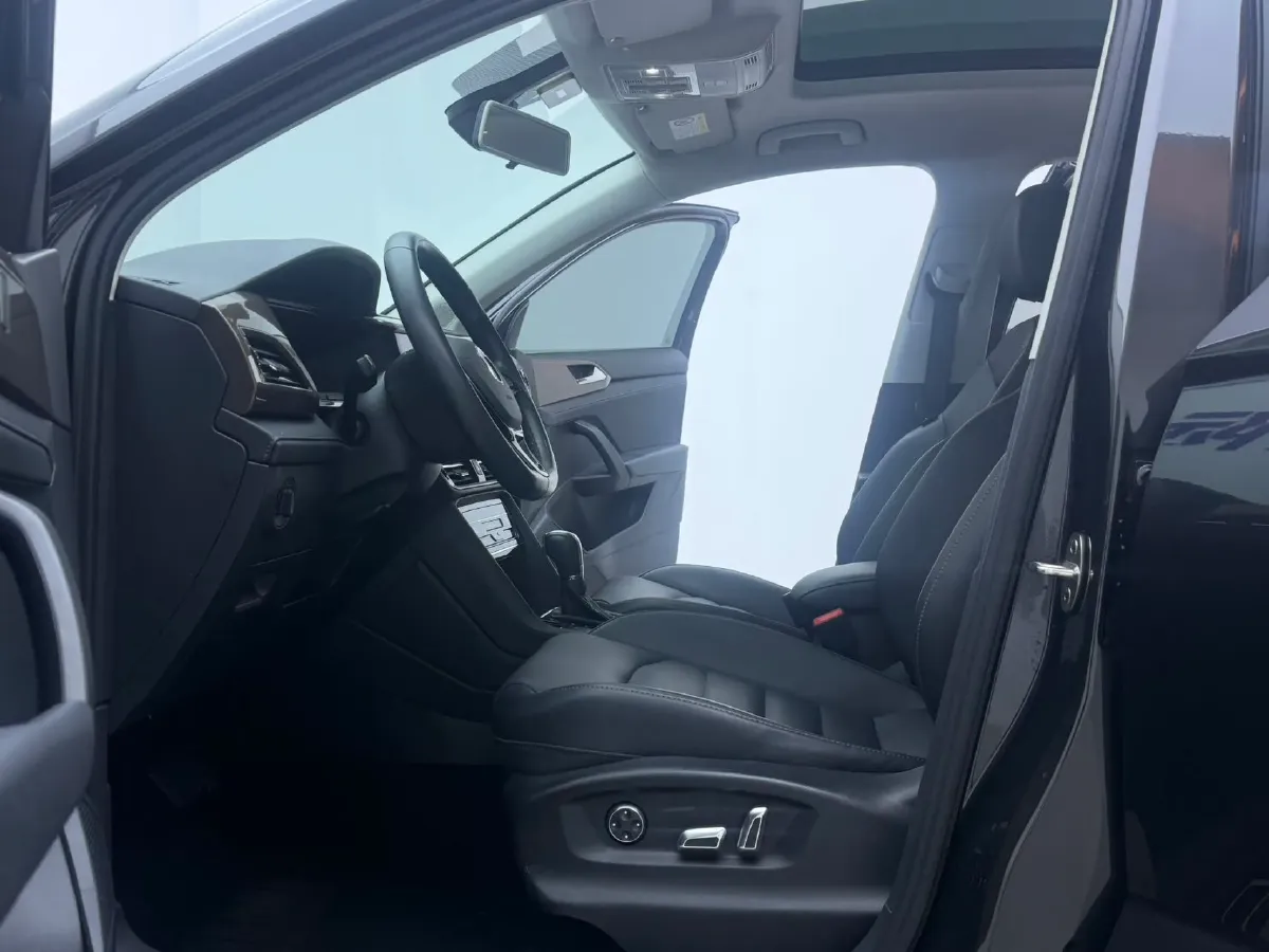 2021 Volkswagen Tharu 1.4T 150HP L4 7DCT,autocango,china used car exporter,china ev exporter,chinese used car exporter,chinese used ev exporter