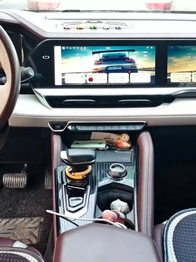 2021 Geely Monjaro 2.0T 218HP L4 7DCT,autocango,china used car exporter,china ev exporter,chinese used car exporter,chinese used ev exporter