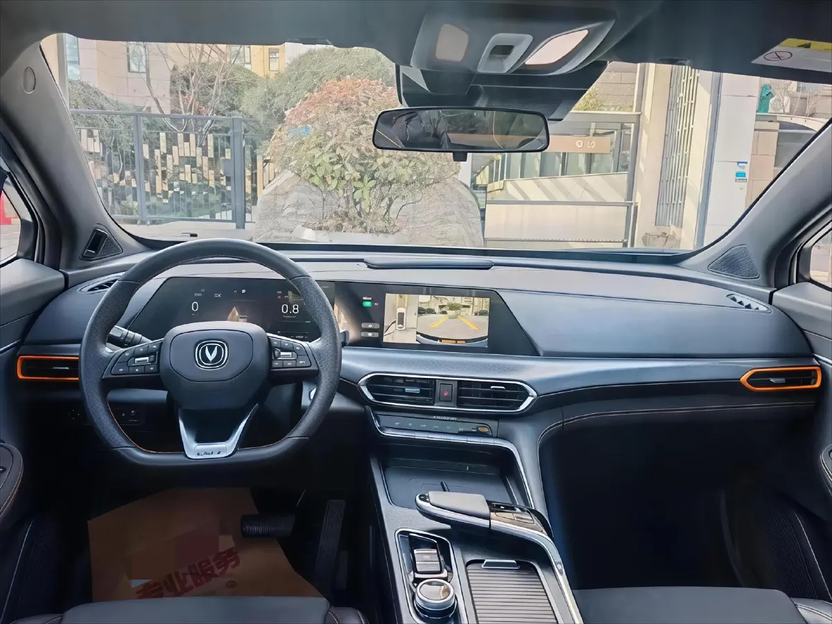 2022 ChangAn UNI-T 1.5T 188HP L4 7DCT,autocango,china used car exporter,china ev exporter,chinese used car exporter,chinese used ev exporter