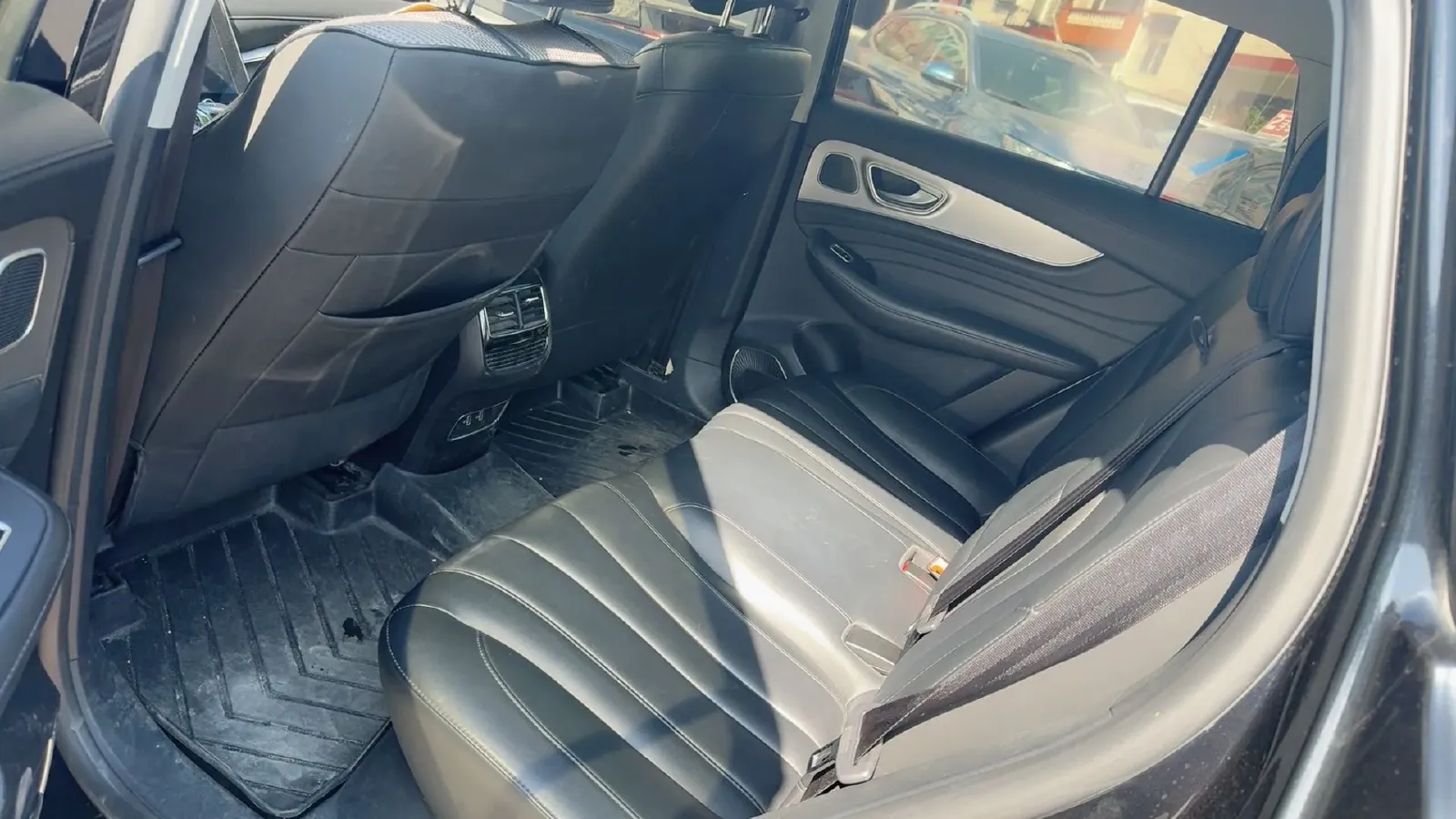 2019 Roewe RX5 MAX 2.0T 231HP L4 6DCT,autocango,china used car exporter,china ev exporter,chinese used car exporter,chinese used ev exporter