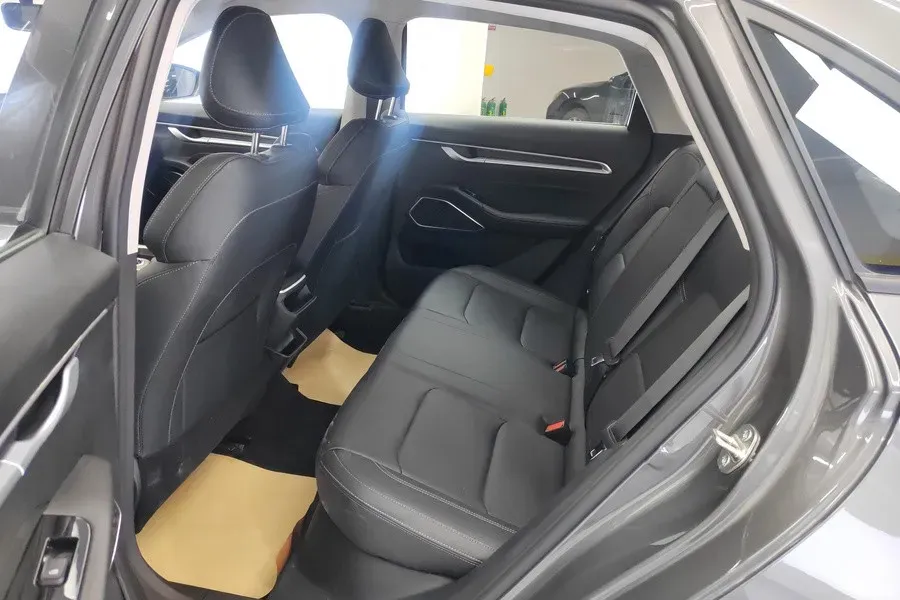 2022 Geely Emgrand 1.5L 114HP L4 CVT,autocango,china used car exporter,china ev exporter,chinese used car exporter,chinese used ev exporter