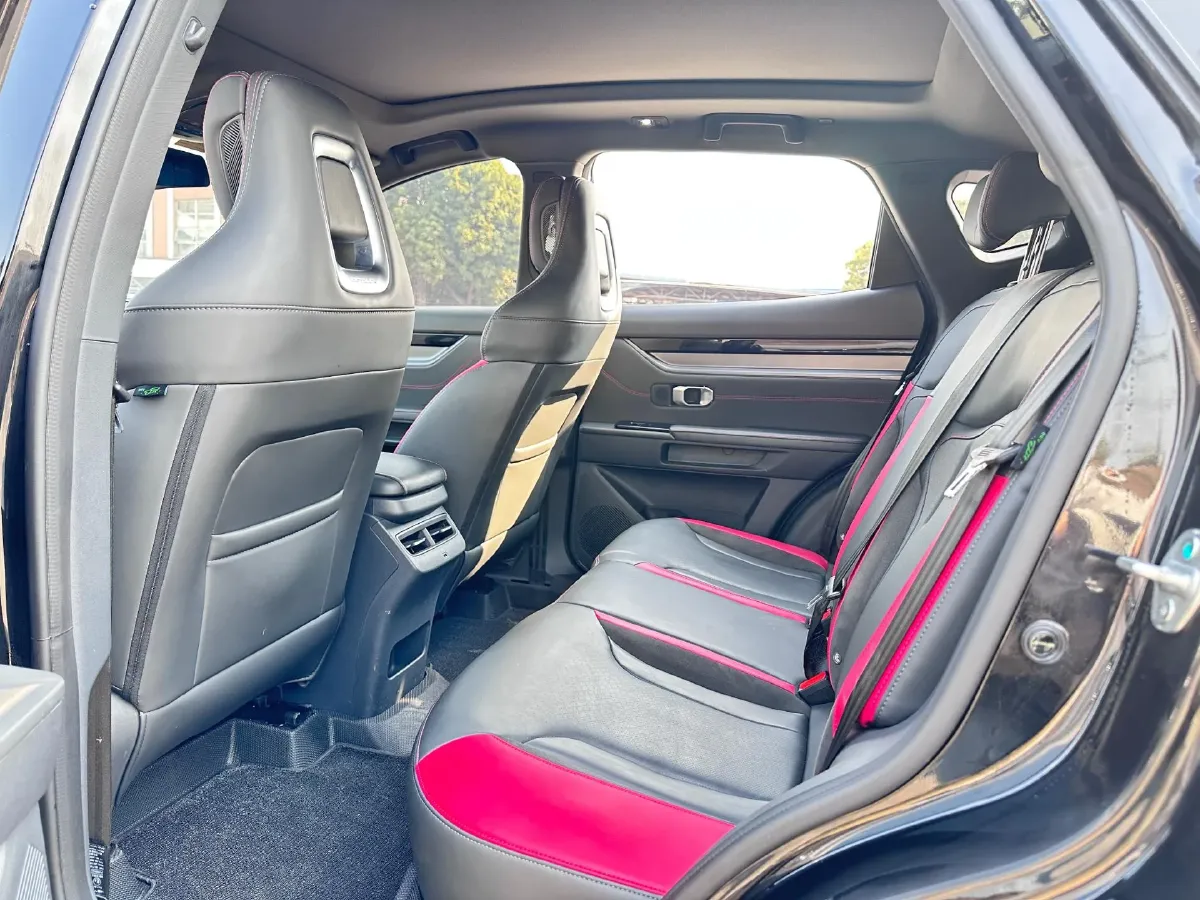 2023 Jetour DASHING 1.5T 156HP L4 6DCT,autocango,china used car exporter,china ev exporter,chinese used car exporter,chinese used ev exporter