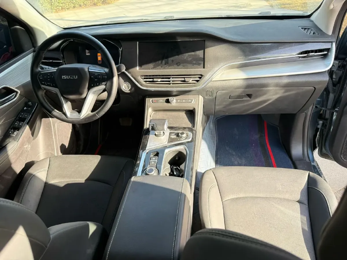 2023 Isuzu D-MAX 1.9T 177HP L4 8AT,autocango,china used car exporter,china ev exporter,chinese used car exporter,chinese used ev exporter