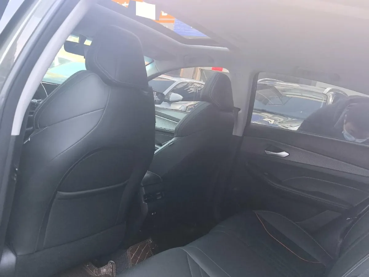 2022 Geely Binray 1.5T 181HP L4 7DCT,autocango,china used car exporter,china ev exporter,chinese used car exporter,chinese used ev exporter