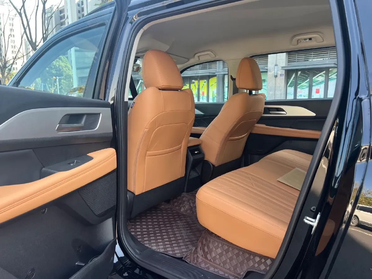 2025 Haval H5 2.0T 224HP L4 8AT,autocango,china used car exporter,china ev exporter,chinese used car exporter,chinese used ev exporter