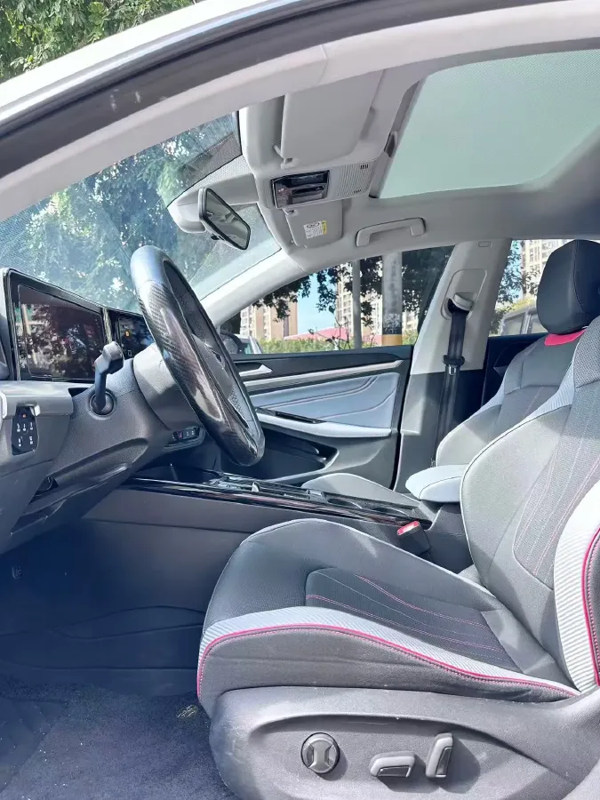 2024 Volkswagen Lamando 1.4T 150HP L4 7DCT,autocango,china used car exporter,china ev exporter,chinese used car exporter,chinese used ev exporter