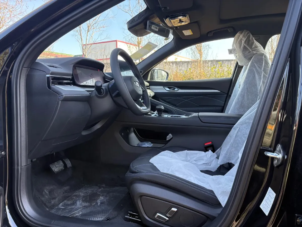 2026 Geely Preface 1.5T 181HP L4 7DCT,autocango,china used car exporter,china ev exporter,chinese used car exporter,chinese used ev exporter