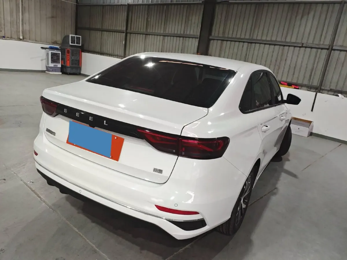 2023 Geely Emgrand 1.5L 127HP L4 5MT,autocango,china used car exporter,china ev exporter,chinese used car exporter,chinese used ev exporter