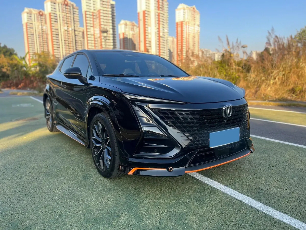 2022 ChangAn UNI-T 1.5T 188HP L4 7DCT,autocango,china used car exporter,china ev exporter,chinese used car exporter,chinese used ev exporter