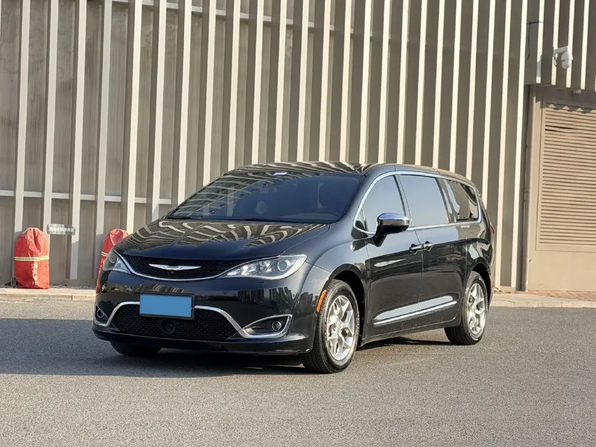 2017 Chrysler Pacifica 3.6L 279HP V6 9AT