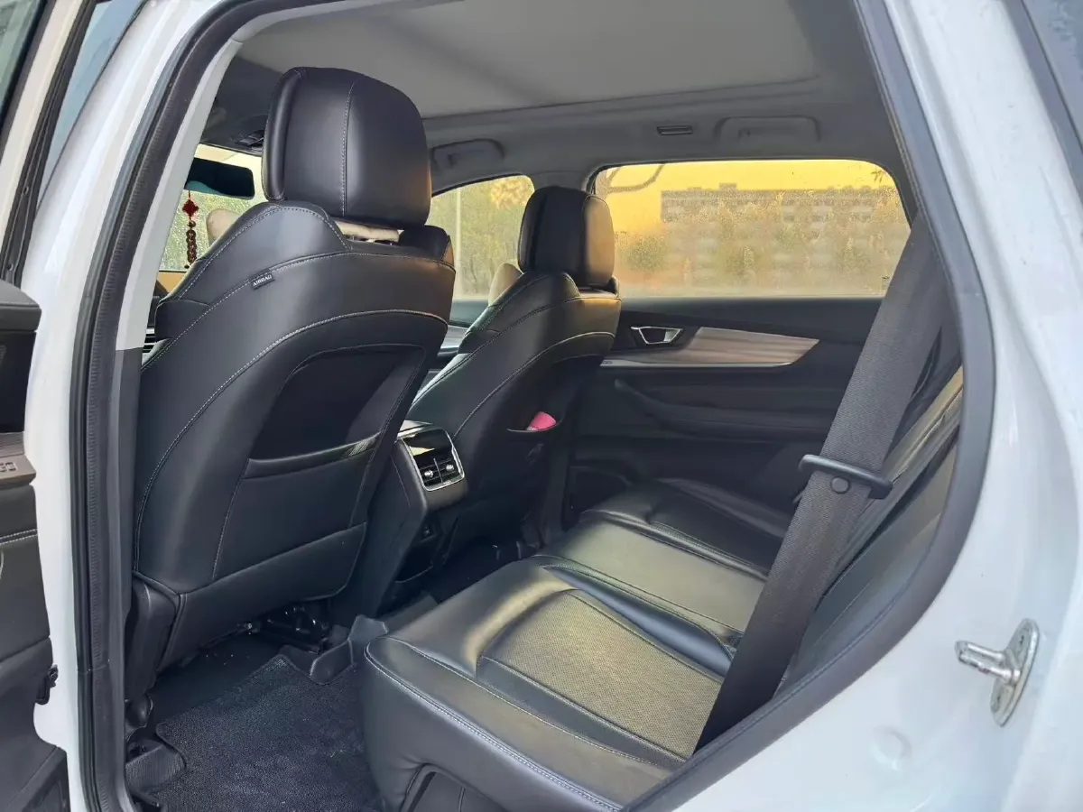 2021 Chery Tiggo 8 1.6T 197HP L4 7DCT,autocango,china used car exporter,china ev exporter,chinese used car exporter,chinese used ev exporter