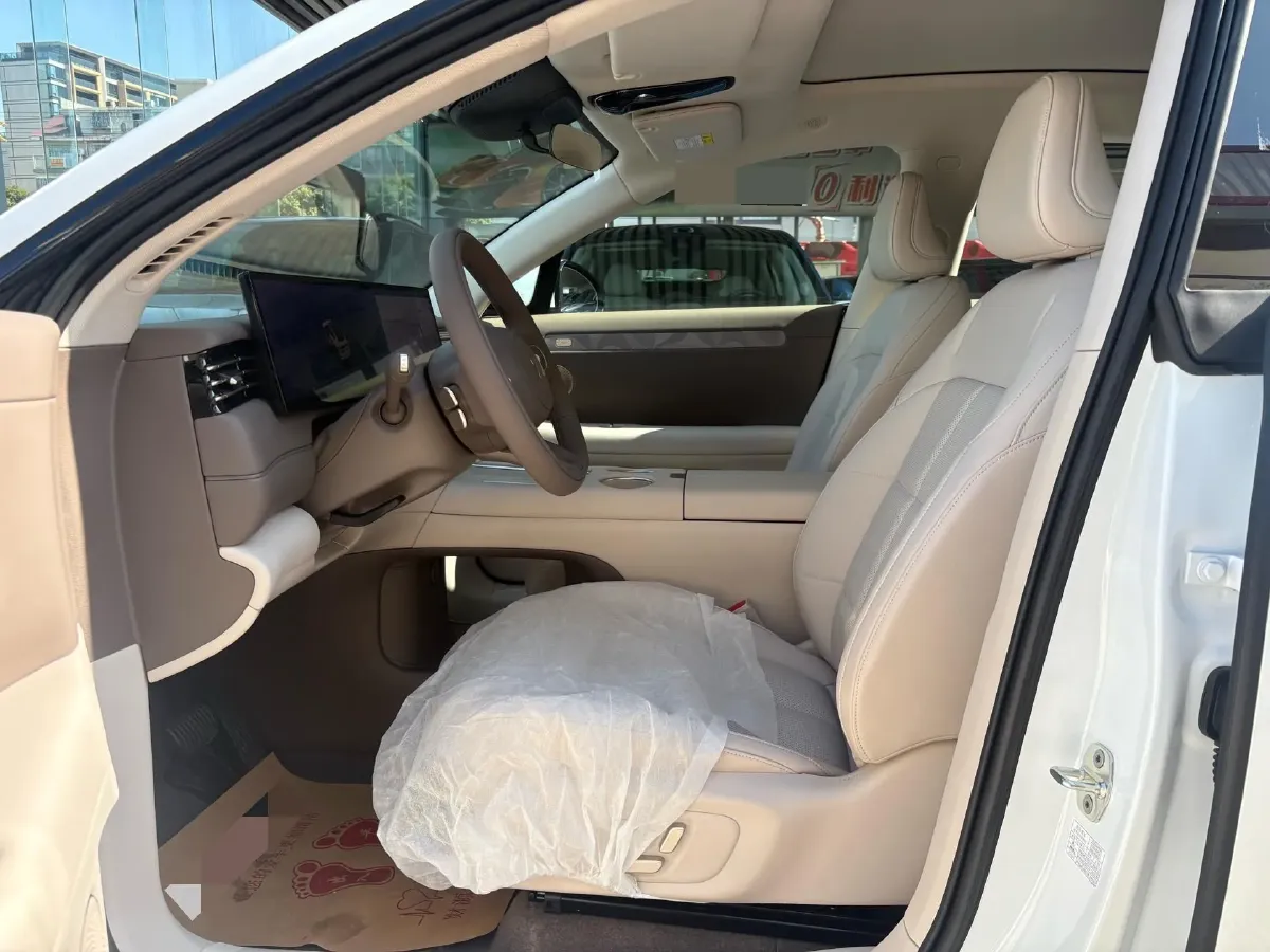 2026 IM LS6 BEV,autocango,china used car exporter,china ev exporter,chinese used car exporter,chinese used ev exporter