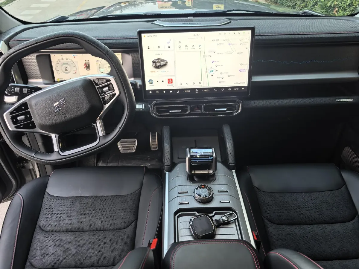 2025 Jetour Traveller 2.0T 254HP L4 7DCT,autocango,china used car exporter,china ev exporter,chinese used car exporter,chinese used ev exporter