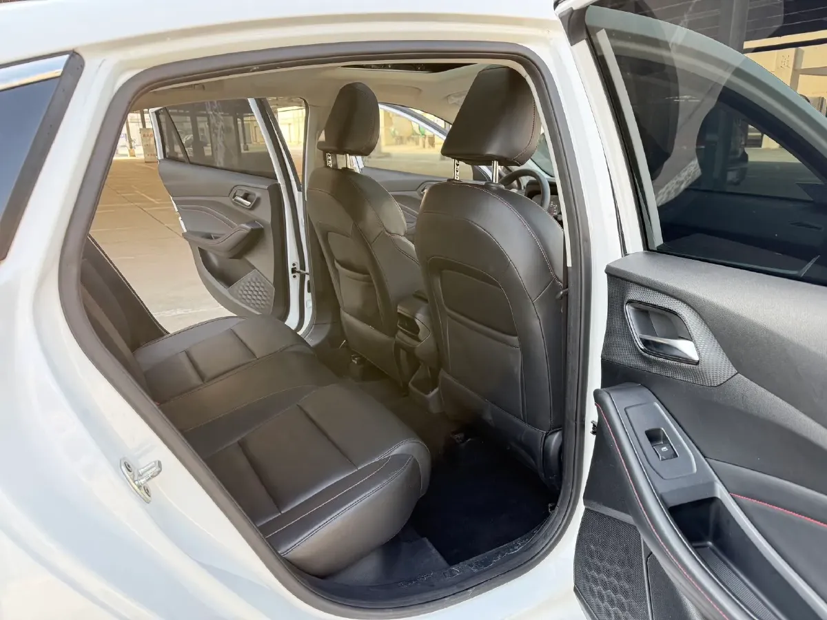 2023 MG 5 1.5L 129HP L4 CVT,autocango,china used car exporter,china ev exporter,chinese used car exporter,chinese used ev exporter